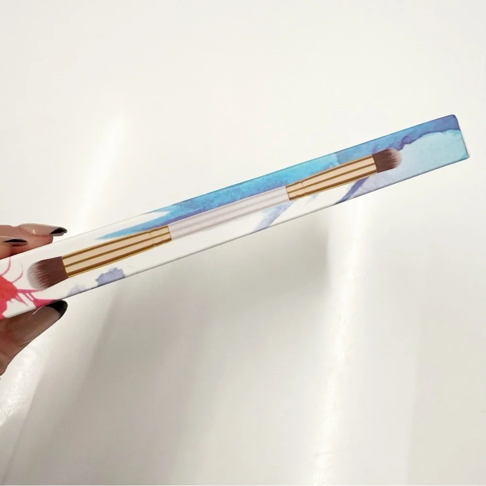 NWT Mia Del Mar Life is a Fiesta Eyeshadow Palette + Dual Ended‎ Brush